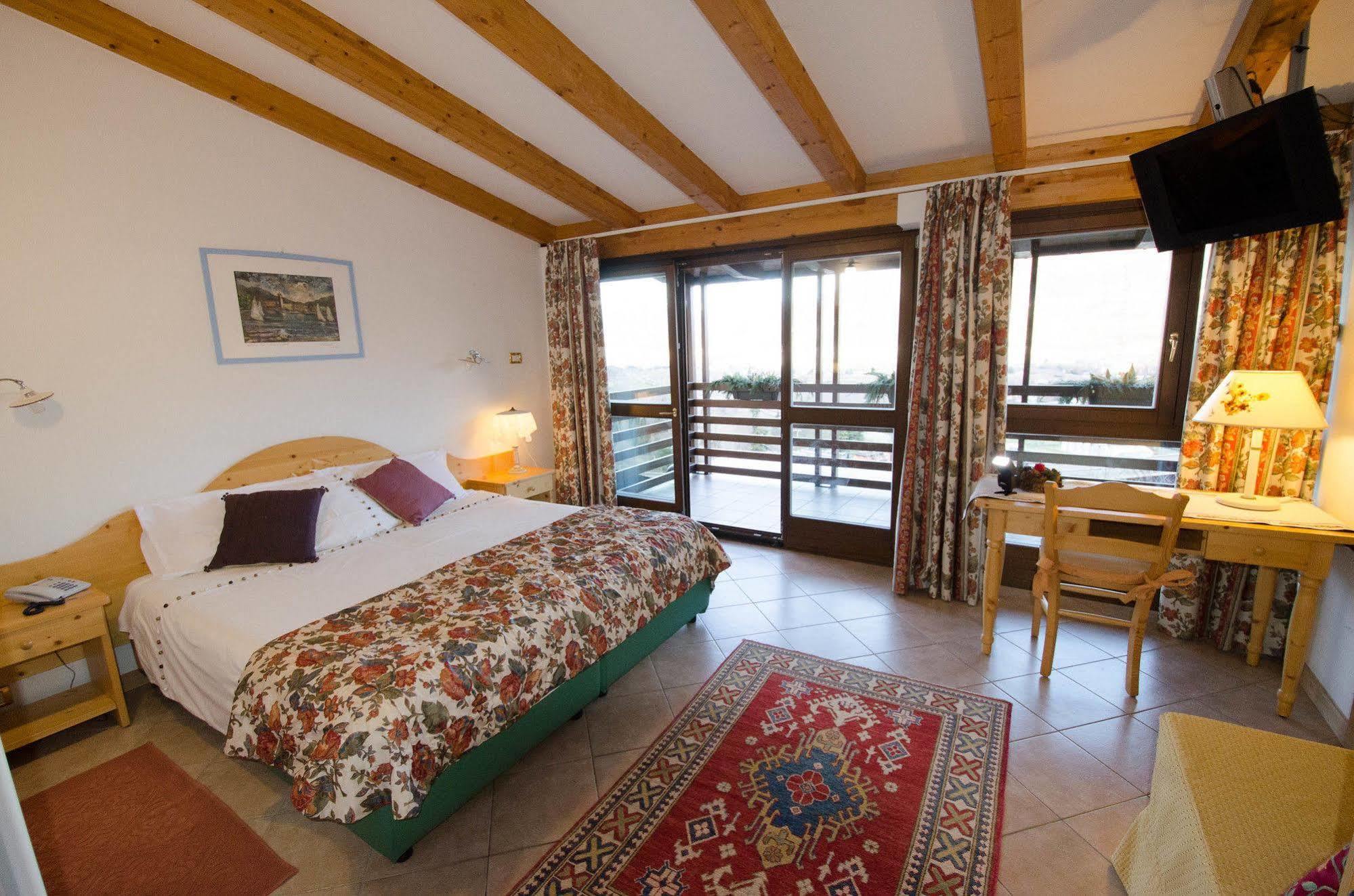 Hotel Garnì San Giorgio Della Scala Trento Esterno foto