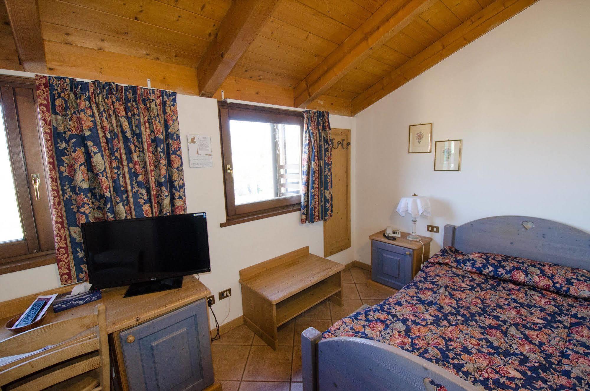 Hotel Garnì San Giorgio Della Scala Trento Esterno foto
