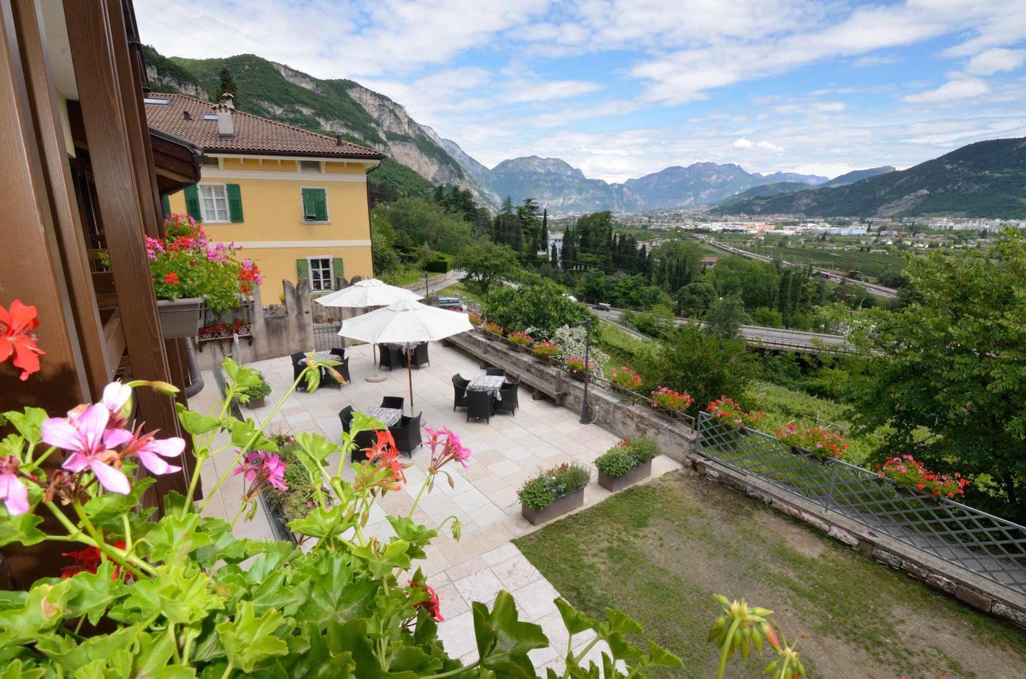 Hotel Garnì San Giorgio Della Scala Trento Esterno foto